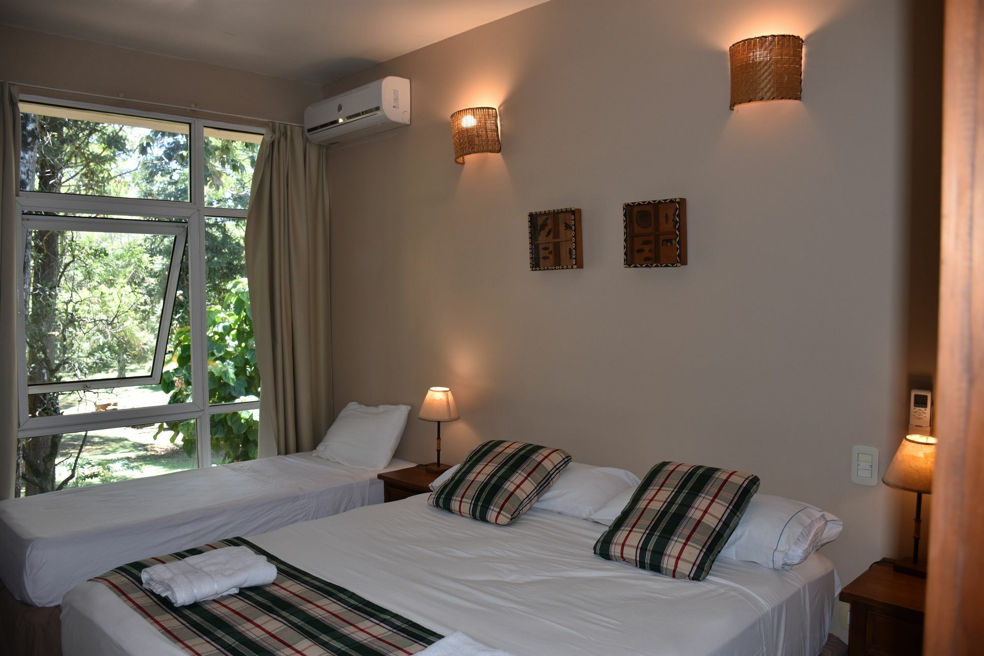 Tangoinn Club Iguazu Party Luxury Hostel Puerto Iguazú Buitenkant foto